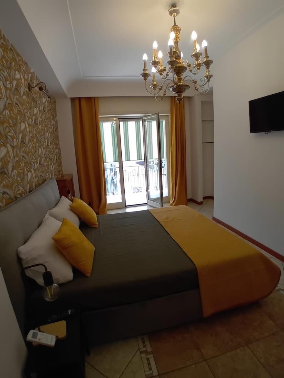 فندق Reginella House نابولي المظهر الخارجي الصورة