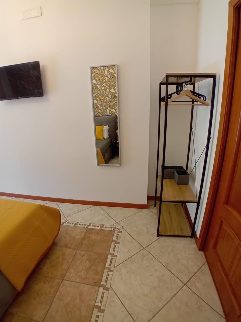 فندق Reginella House نابولي المظهر الخارجي الصورة