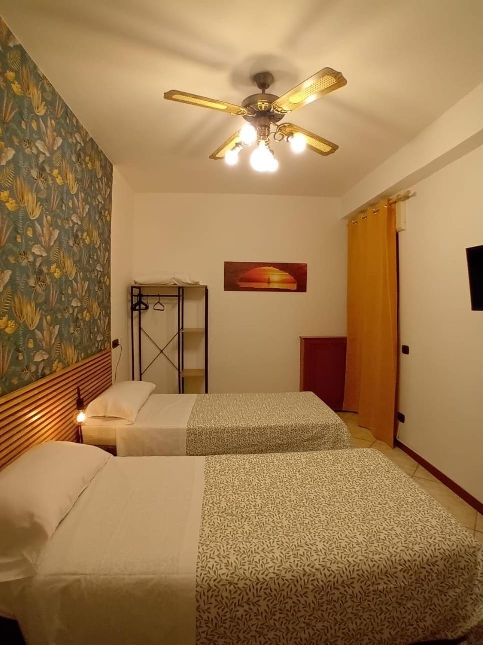فندق Reginella House نابولي المظهر الخارجي الصورة